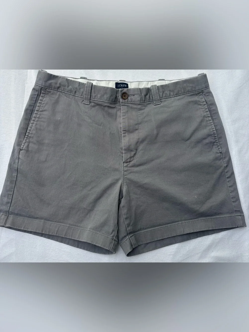 J. Crew Men’s Slate Gray Flat-Front Chino Shorts